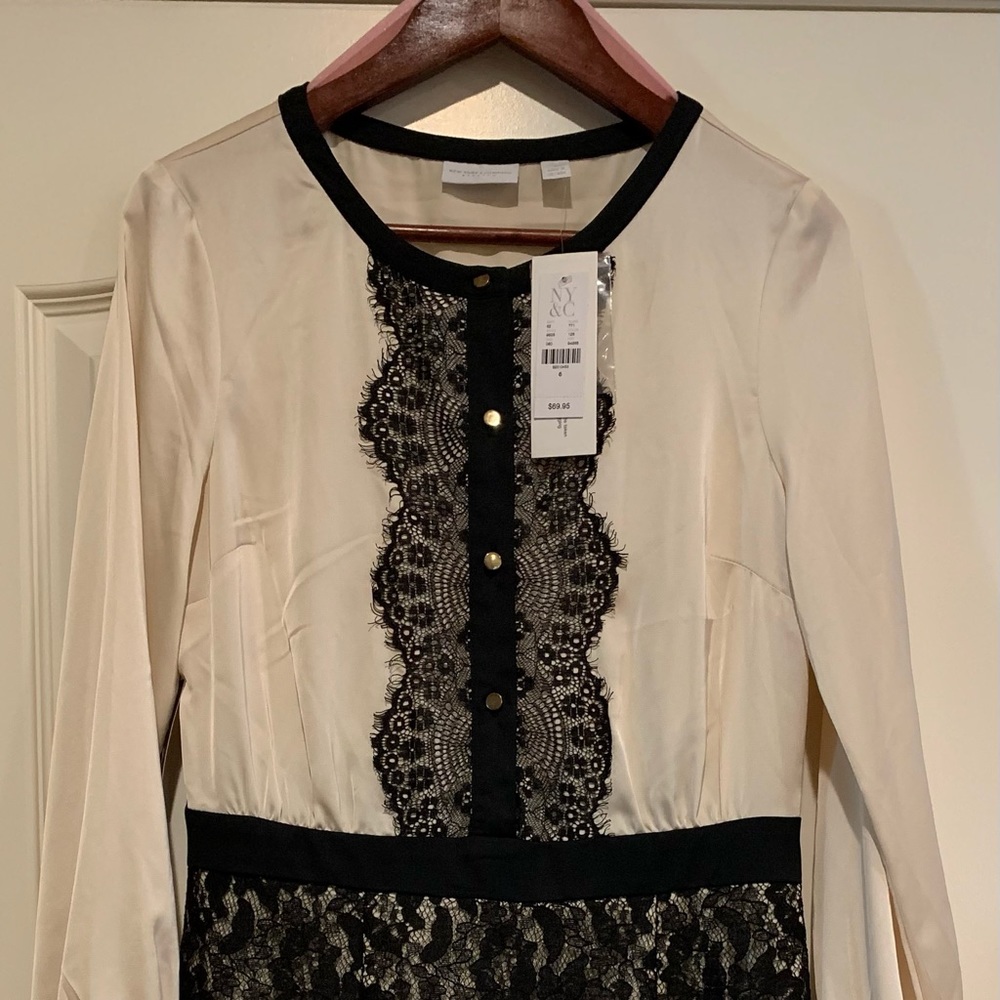 NWT New York & Company Size 6 Lace Dress